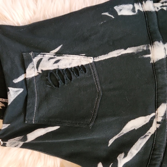 POL Anthtropologie Black Distressed Overalls Relaxed Fit - Picture 4 of 7